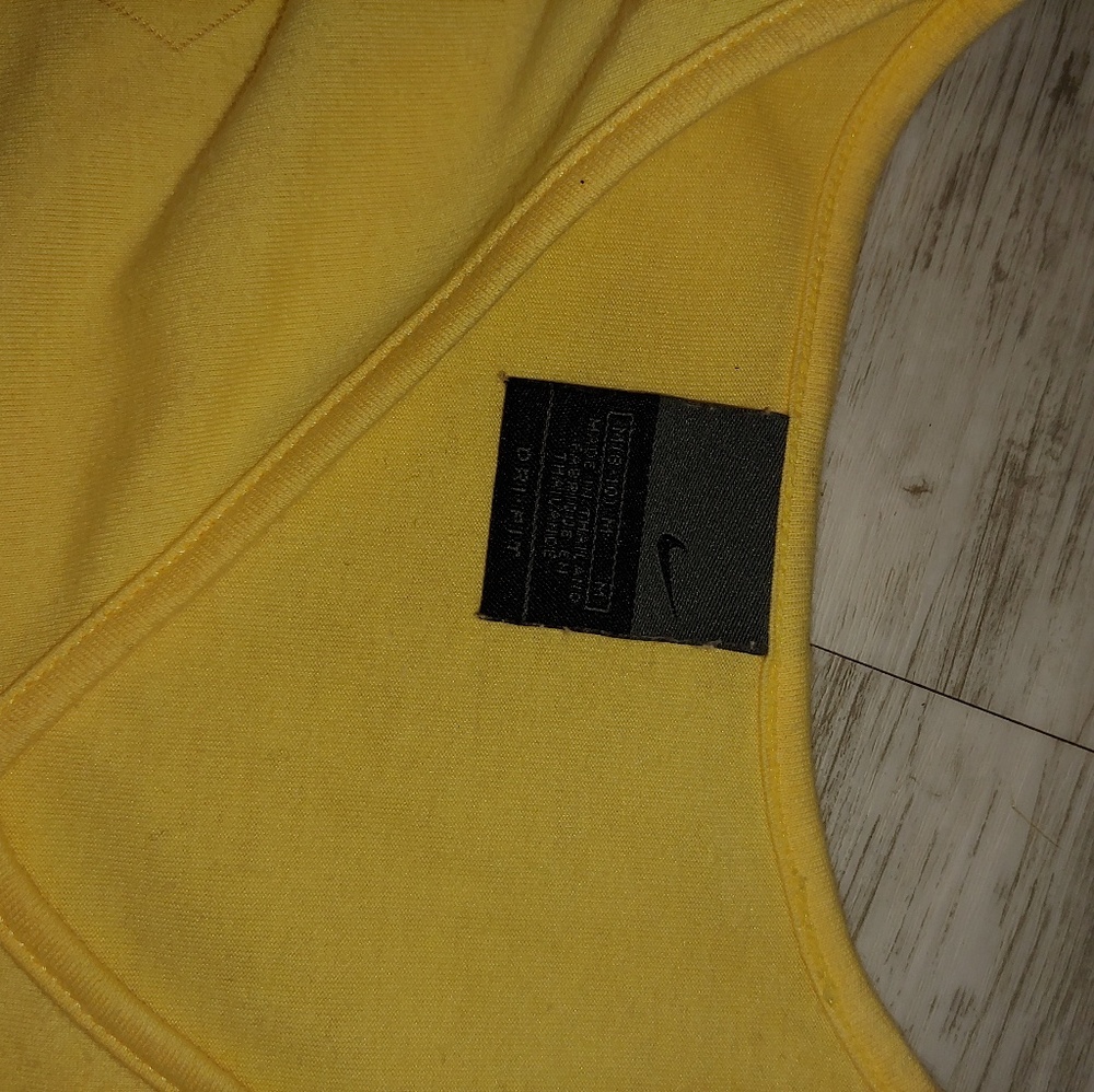 Super cute yellow nike tank top